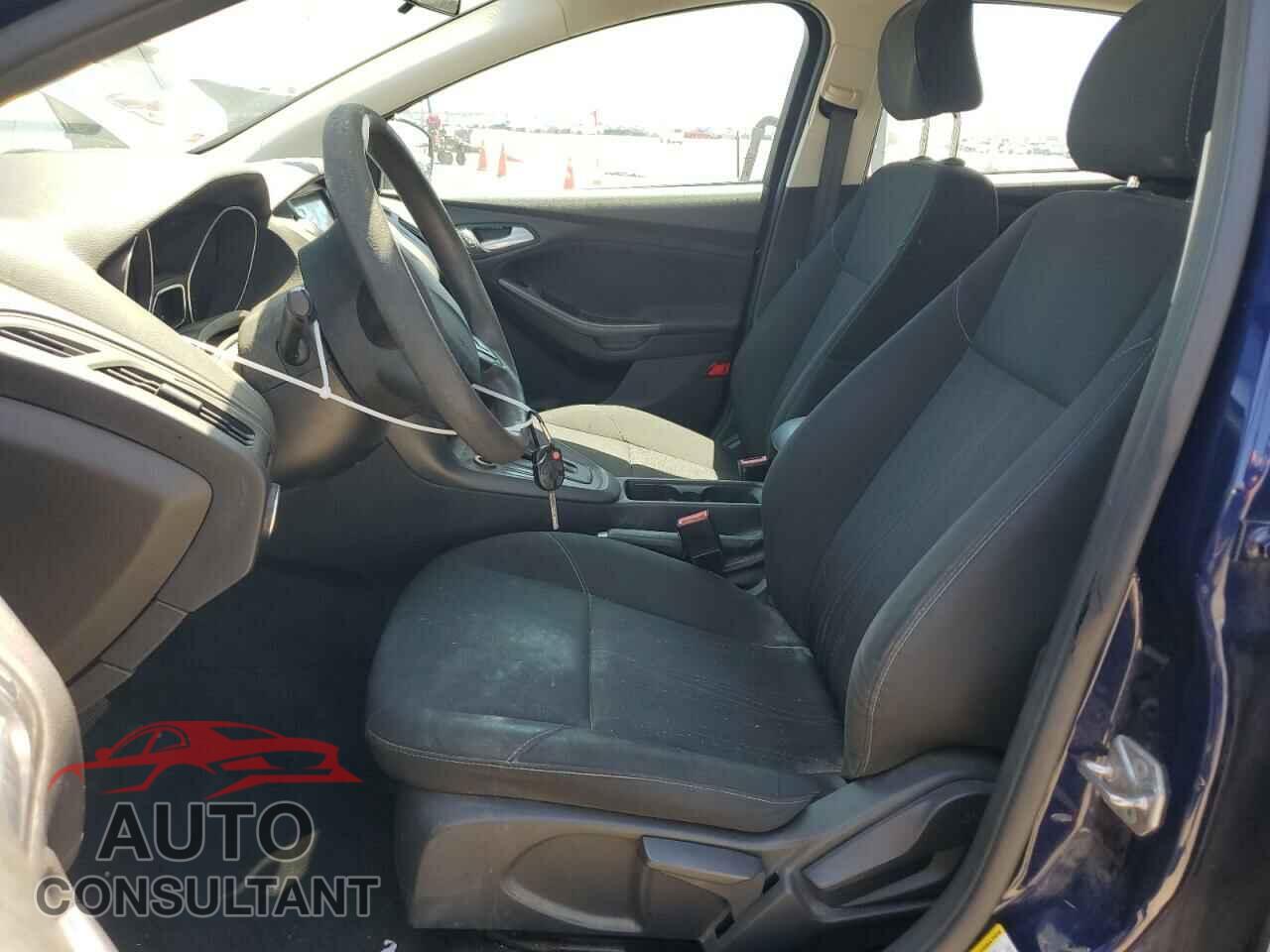 FORD FOCUS 2017 - 1FADP3M23HL214748