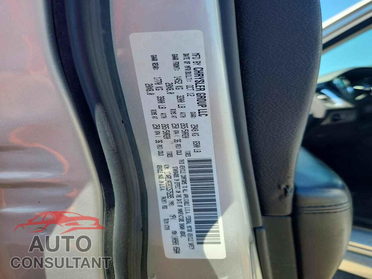 DODGE DURANGO 2013 - 1C4RDJAG8DC575285