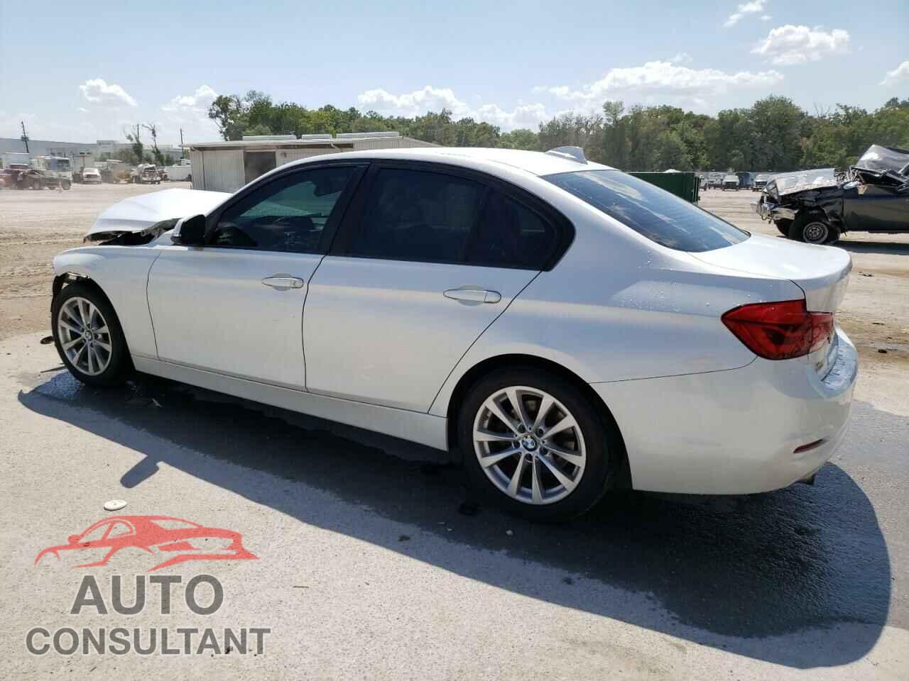 BMW 3 SERIES 2016 - WBA8E1G58GNU10180