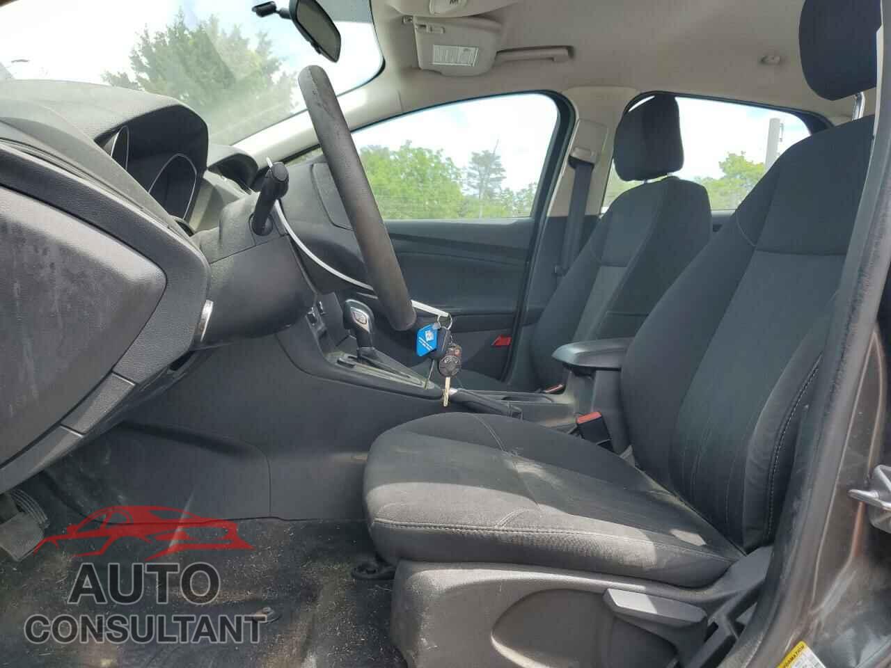 FORD FOCUS 2017 - 1FADP3F2XHL201380