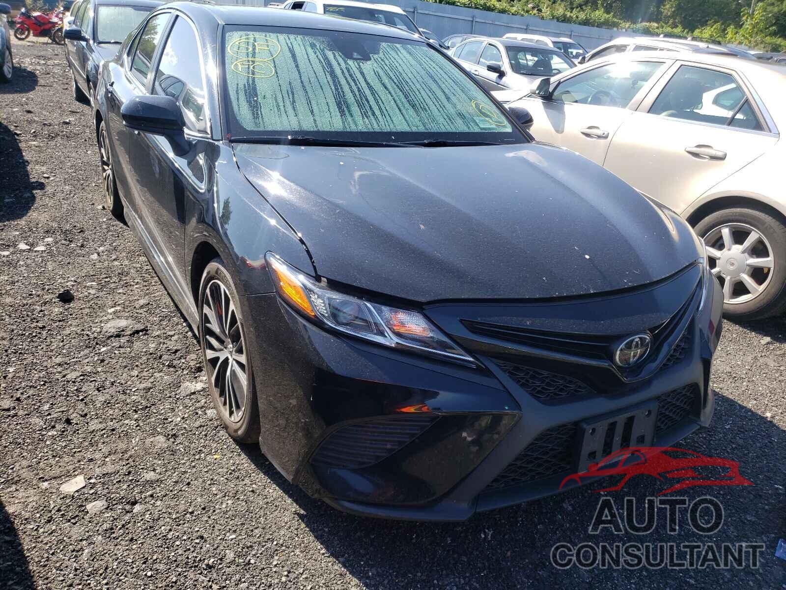 TOYOTA CAMRY 2019 - 4T1B11HK4KU734679