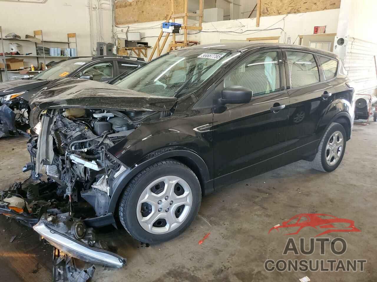 FORD ESCAPE 2017 - 1FMCU0F74HUC66711