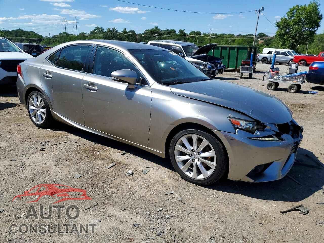 LEXUS IS 2015 - JTHCF1D28F5018236