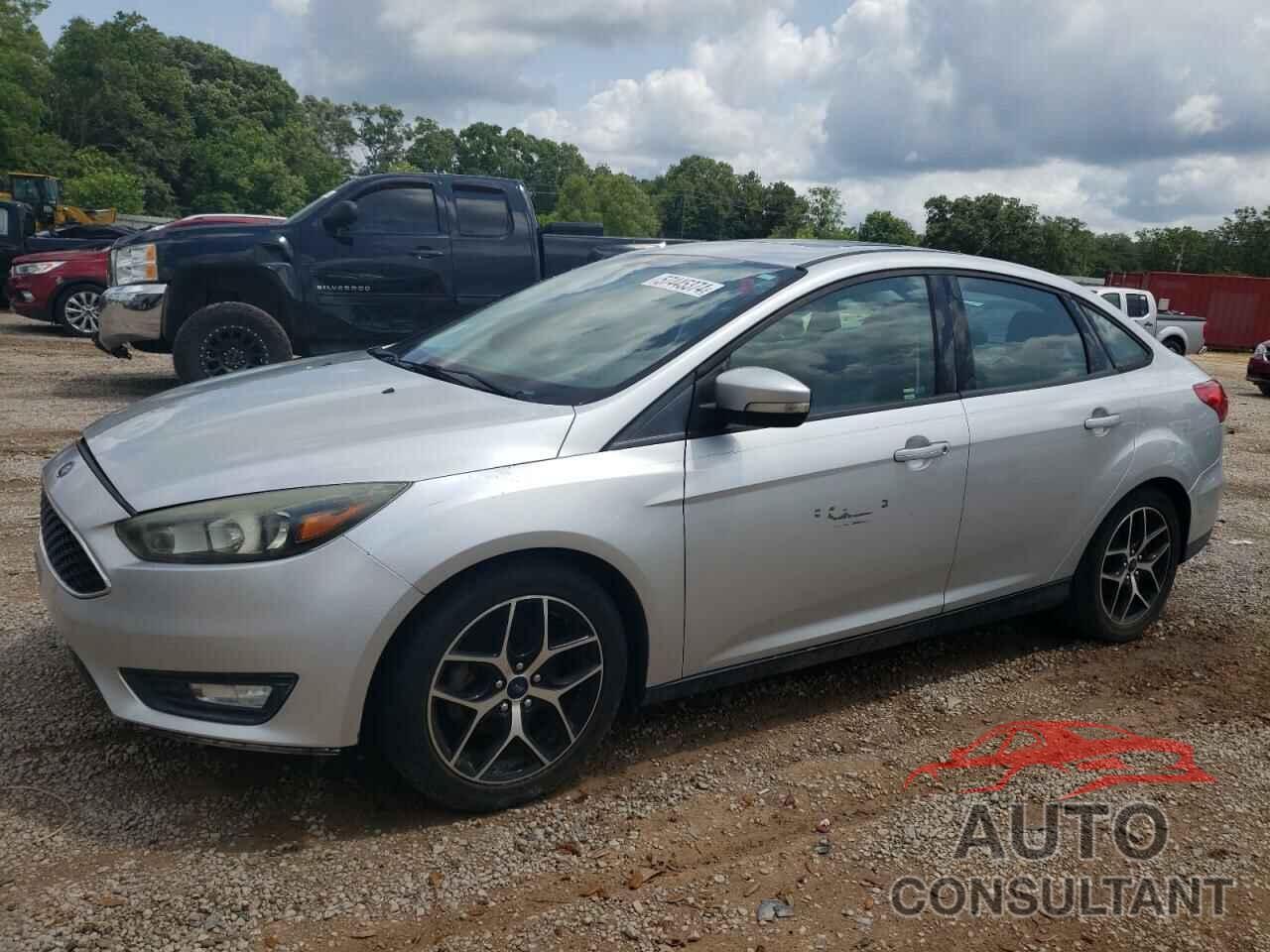 FORD FOCUS 2017 - 1FADP3H2XHL221433