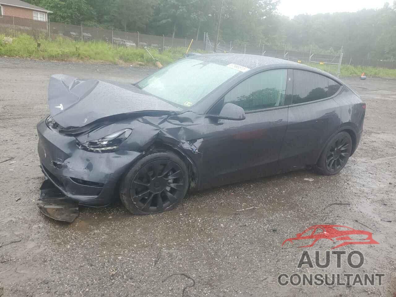 TESLA MODEL Y 2024 - 7SAYGDEDXRF076893