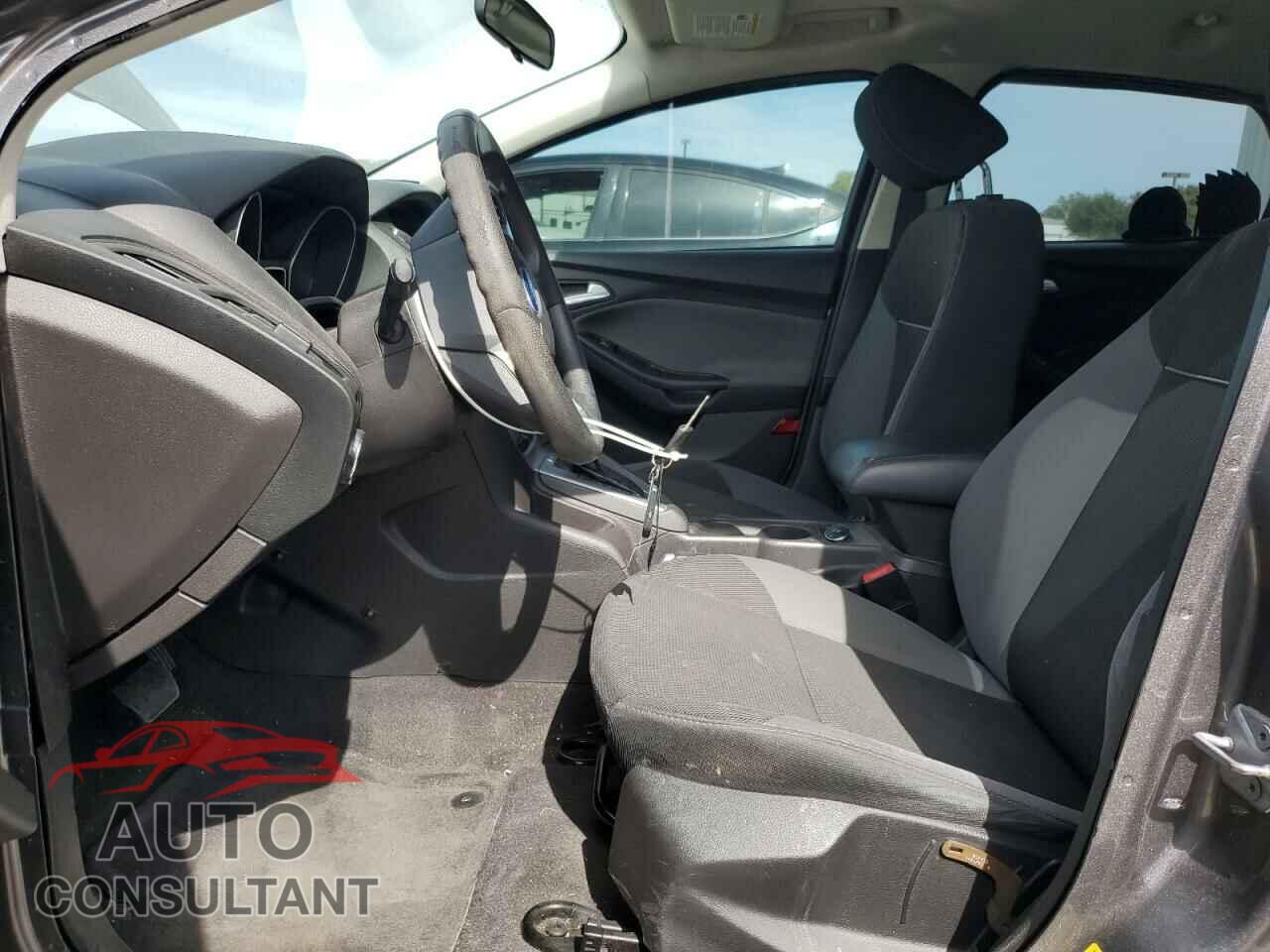 FORD FOCUS 2014 - 1FADP3K28EL132304