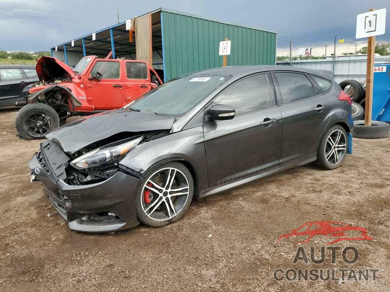 FORD FOCUS 2017 - 1FADP3L93HL273152