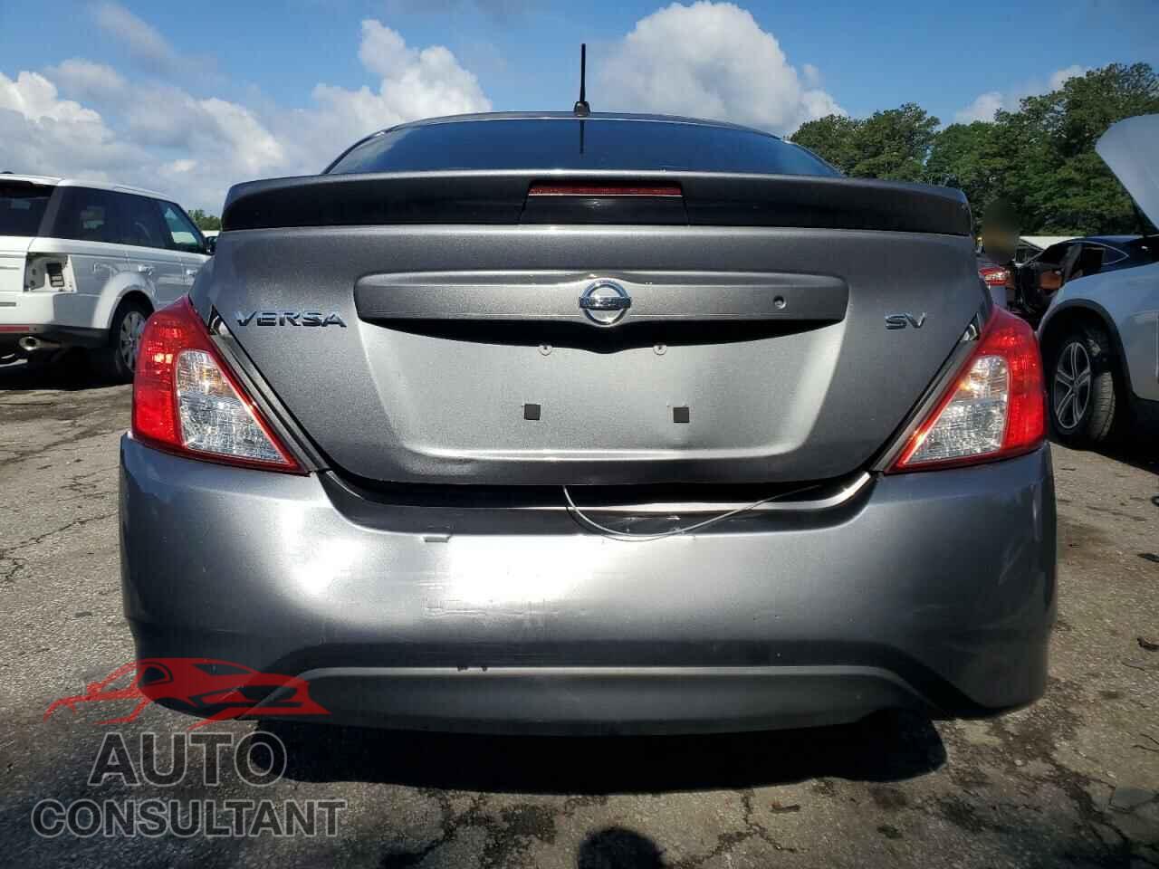 NISSAN VERSA 2017 - 3N1CN7AP2HL842519
