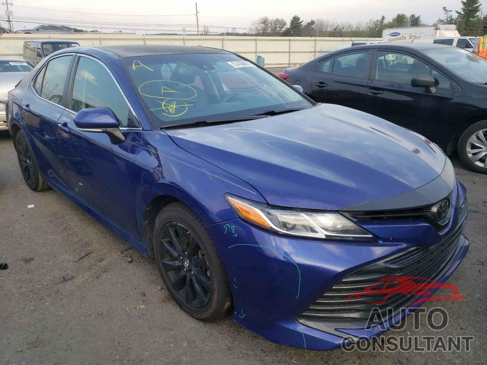 TOYOTA CAMRY 2018 - 4T1B11HK8JU577981