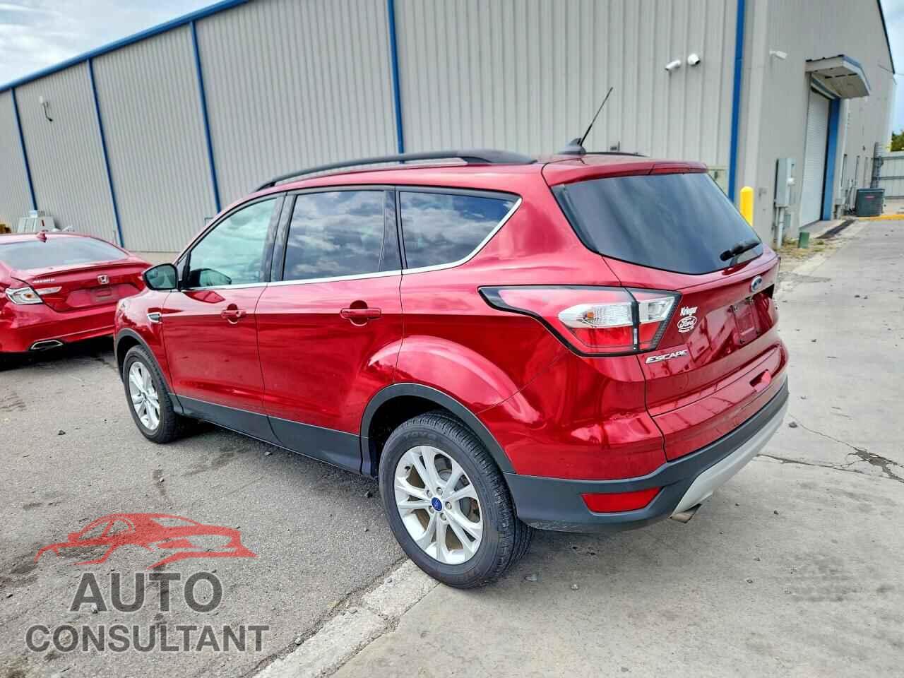 FORD ESCAPE 2018 - 1FMCU0GD2JUC69231