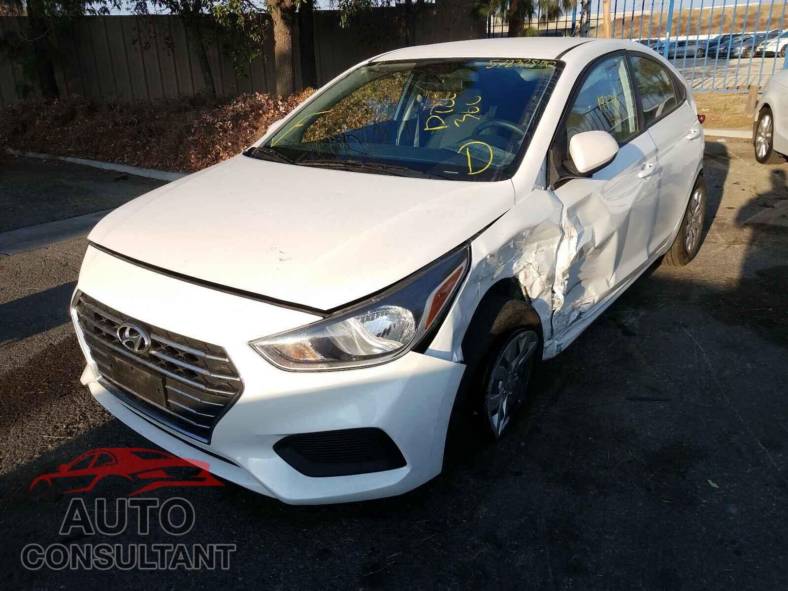 HYUNDAI ACCENT 2019 - 3KPC24A30KE041701