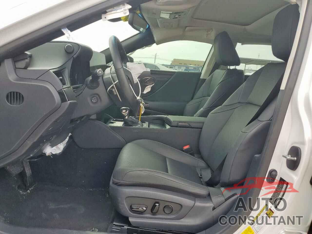LEXUS ES300 2024 - 58ADA1C18RU044055