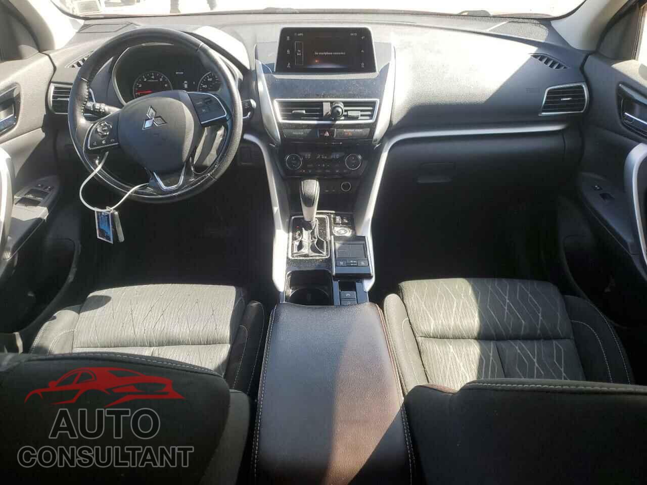 MITSUBISHI ECLIPSE 2018 - JA4AT5AA7JZ047906