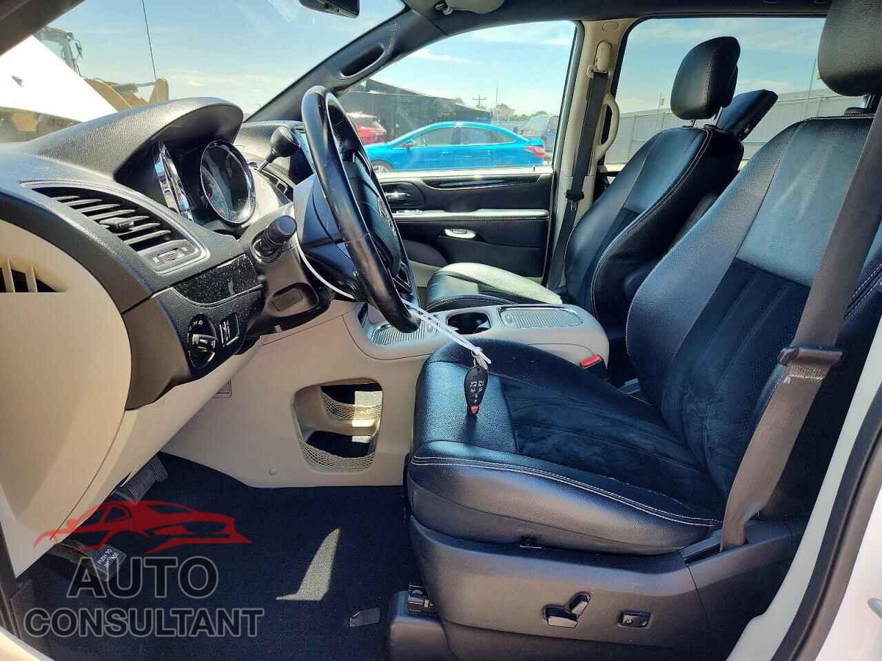 DODGE CARAVAN 2018 - 2C4RDGCG1JR210241
