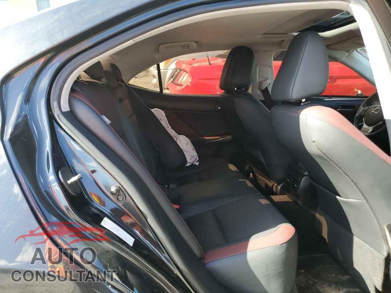LEXUS IS 2017 - JTHBA1D26H5056030