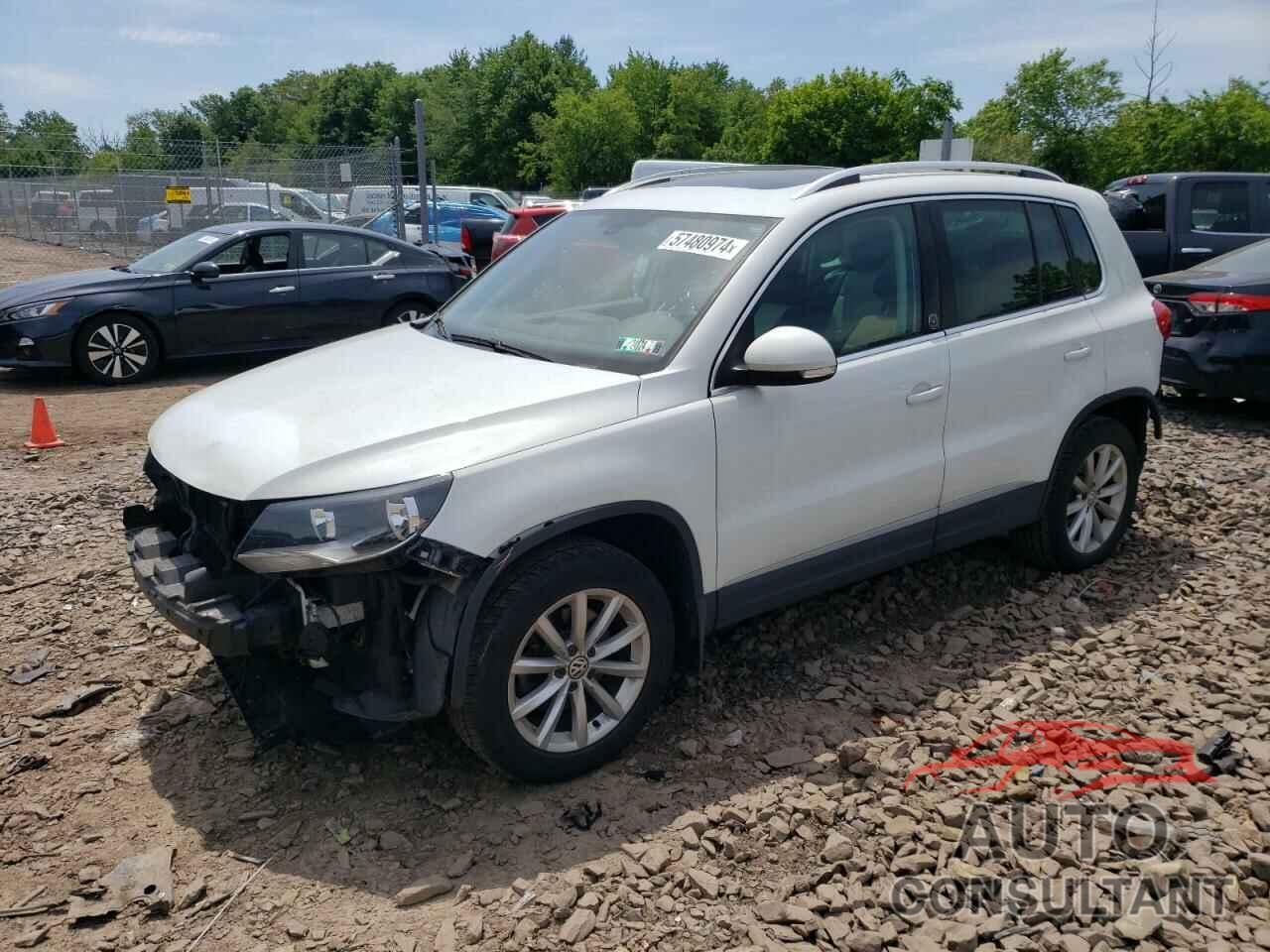 VOLKSWAGEN TIGUAN 2017 - WVGSV7AX9HK041284