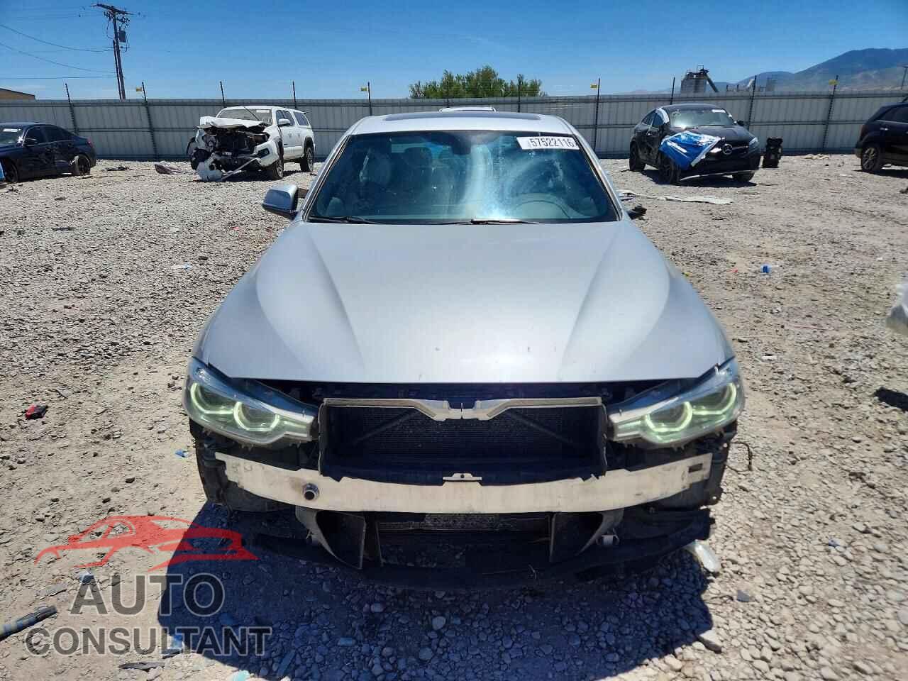 BMW 3 SERIES 2018 - WBA8D9C5XJA013348