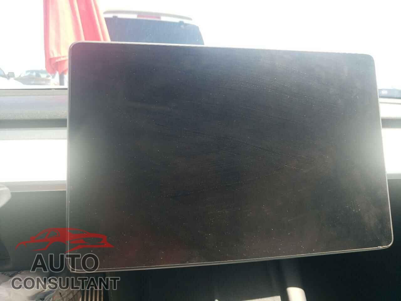 TESLA MODEL 3 2023 - 5YJ3E1EA5PF553423