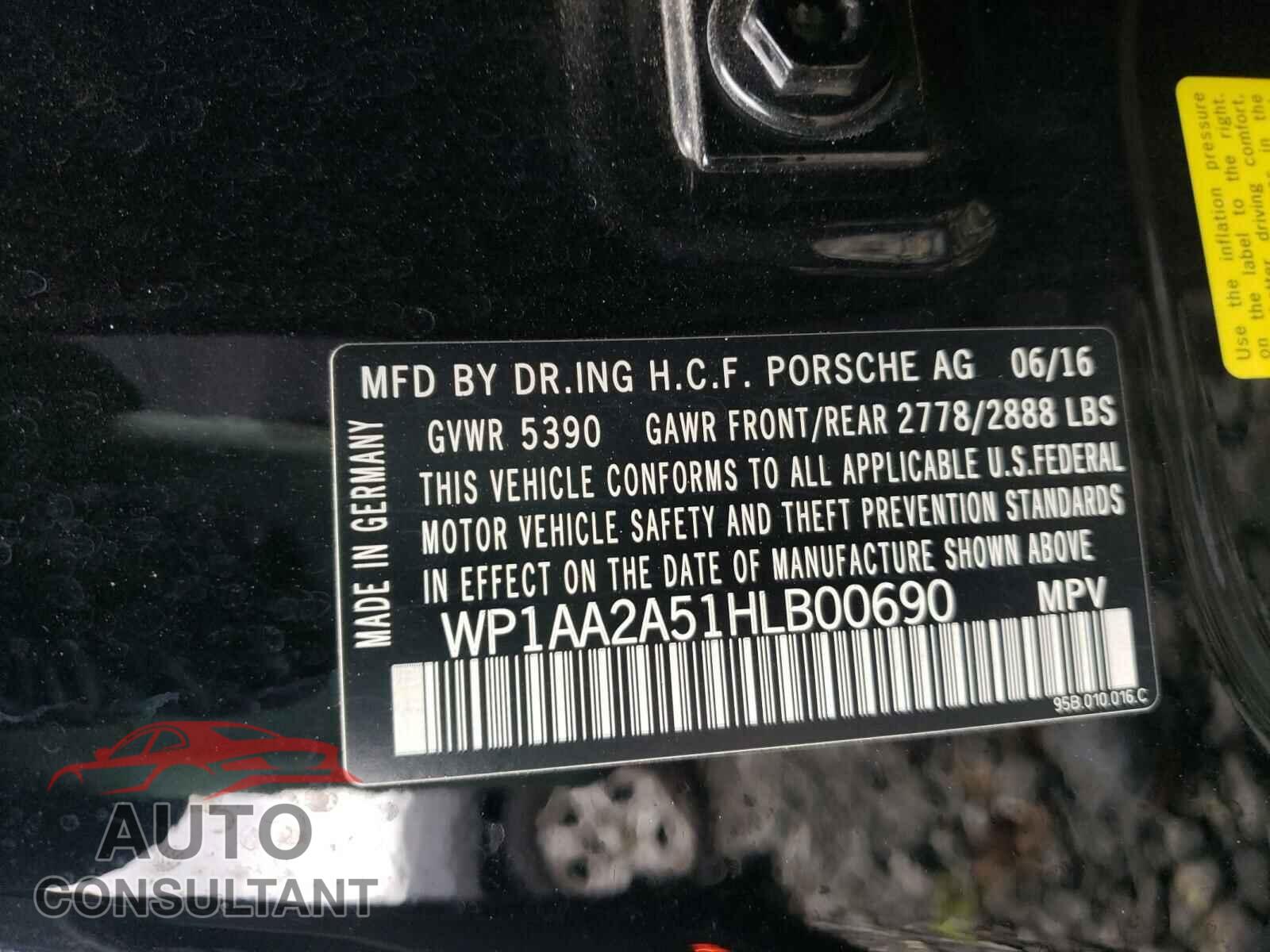 PORSCHE MACAN 2017 - WP1AA2A51HLB00690