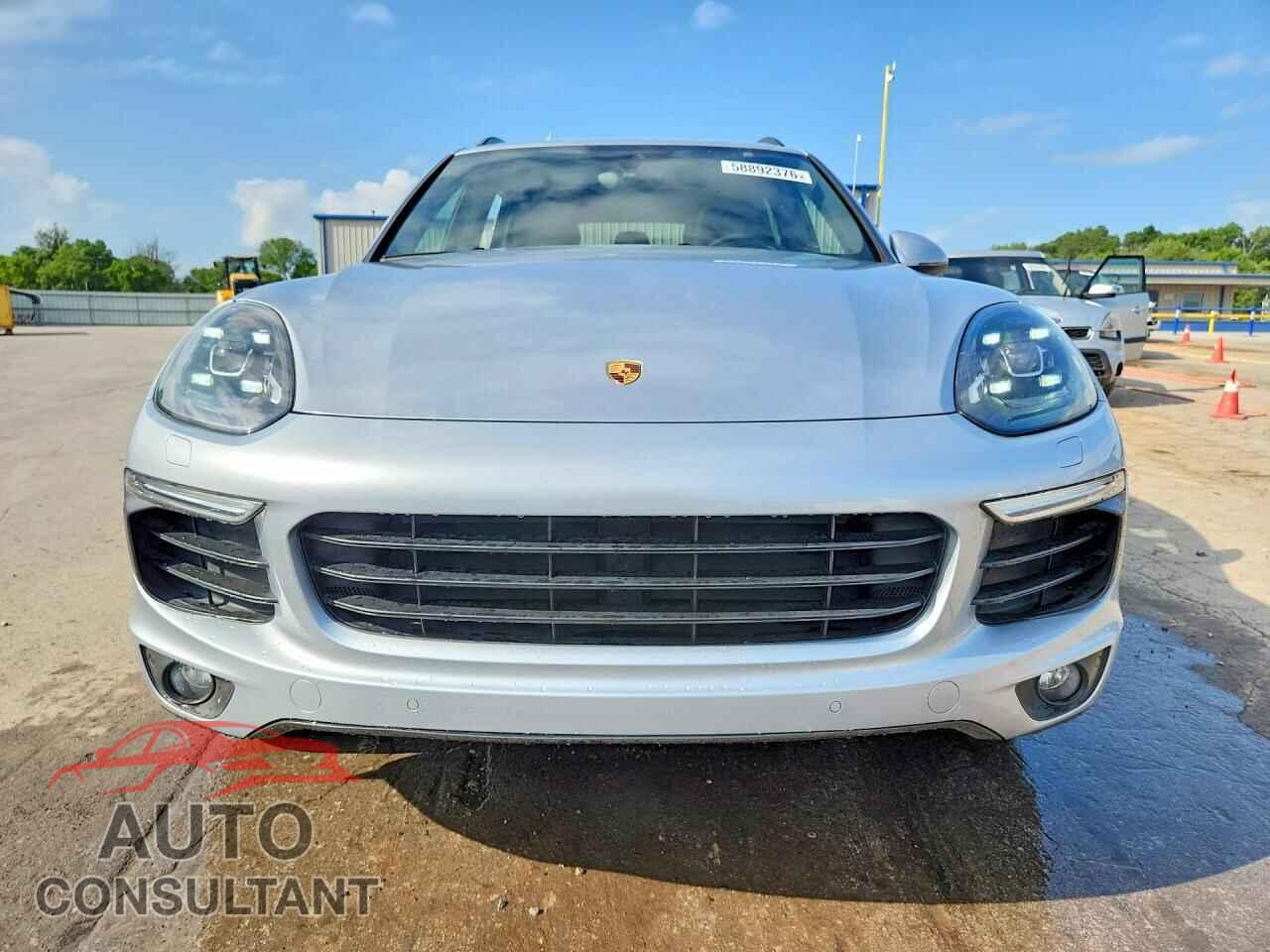 PORSCHE CAYENNE 2017 - WP1AA2A2XHKA86591