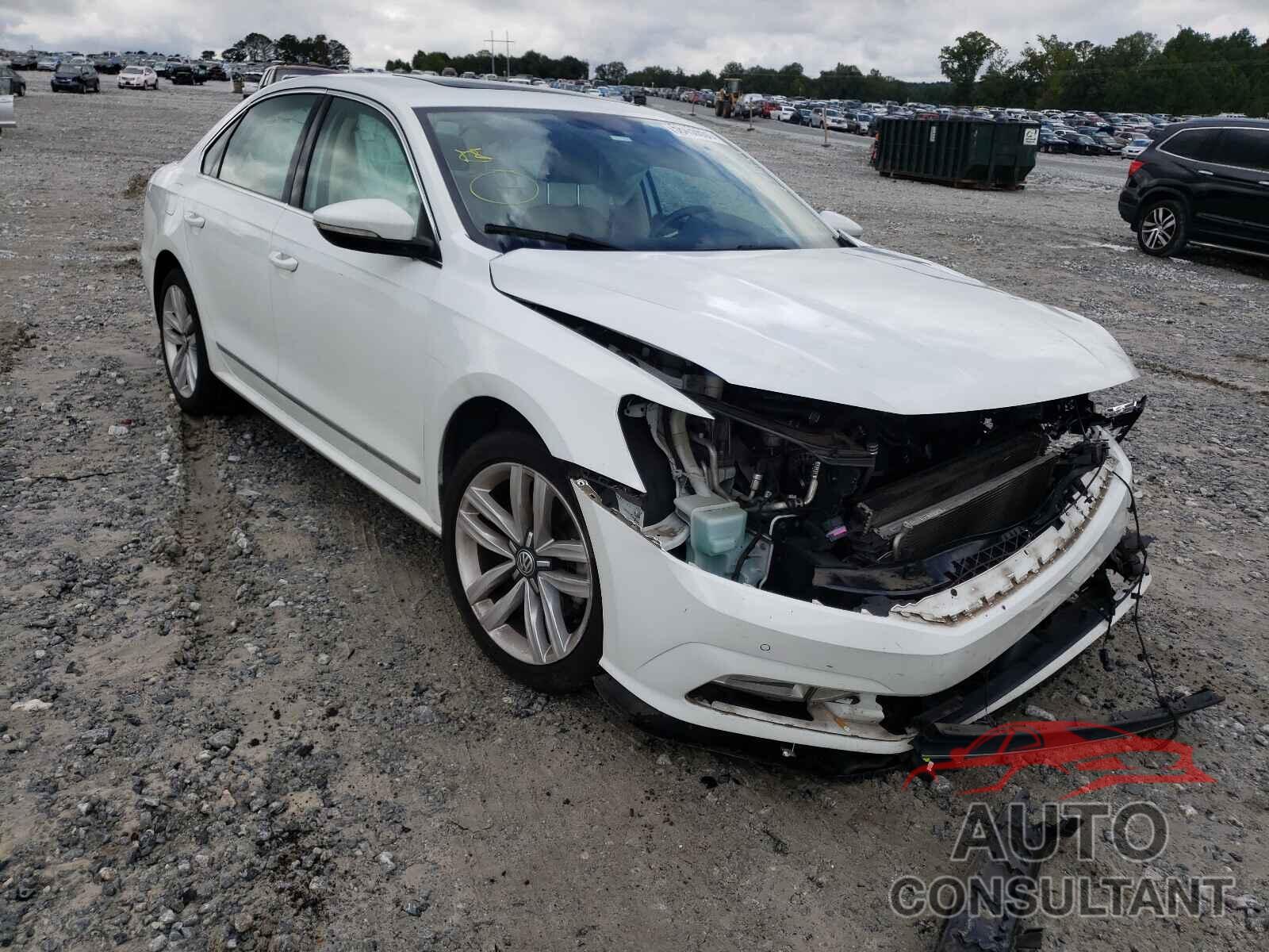 VOLKSWAGEN PASSAT 2017 - 1VWGT7A36HC033129