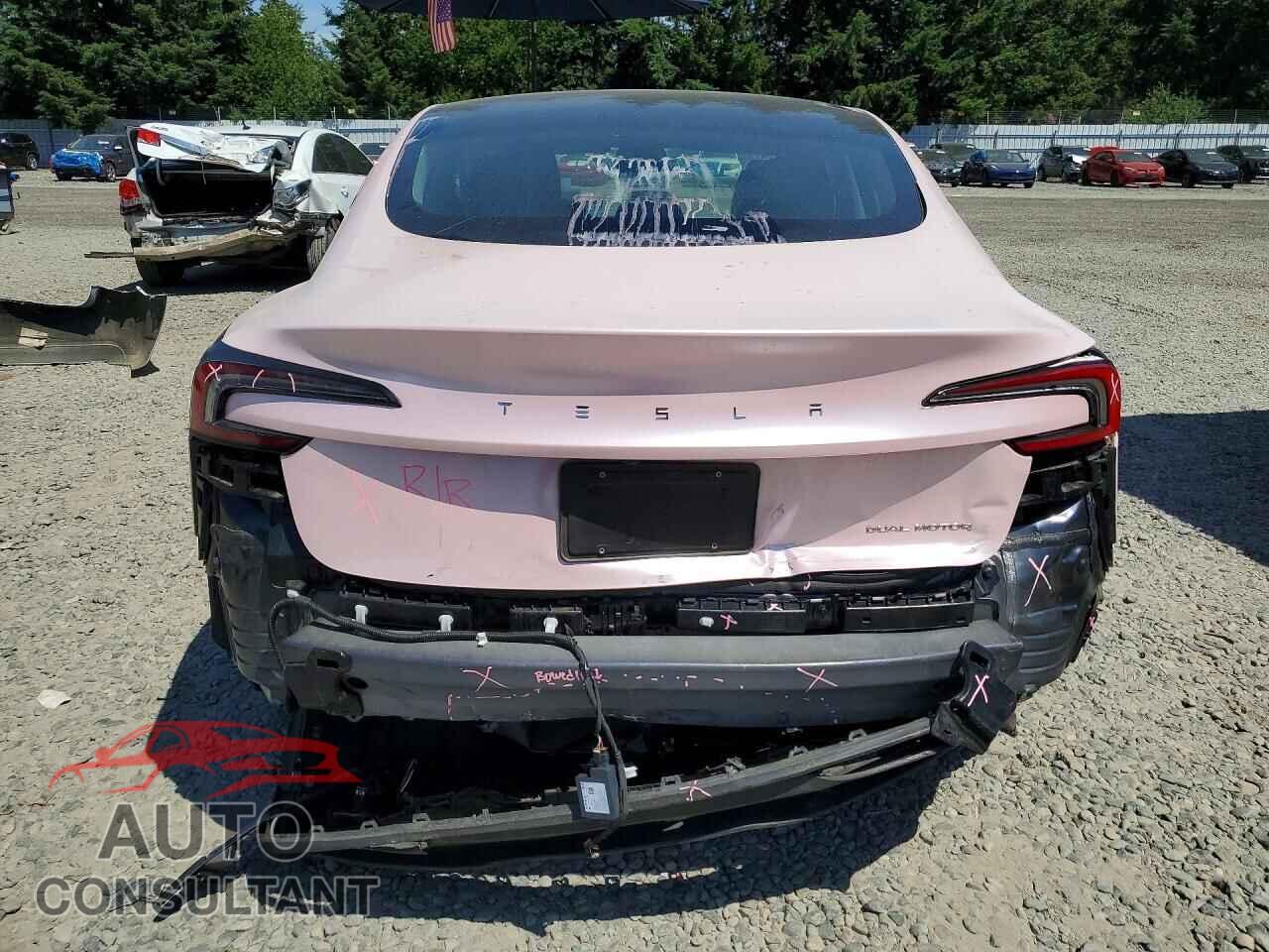 TESLA MODEL 3 2024 - 5YJ3E1EB8RF750856