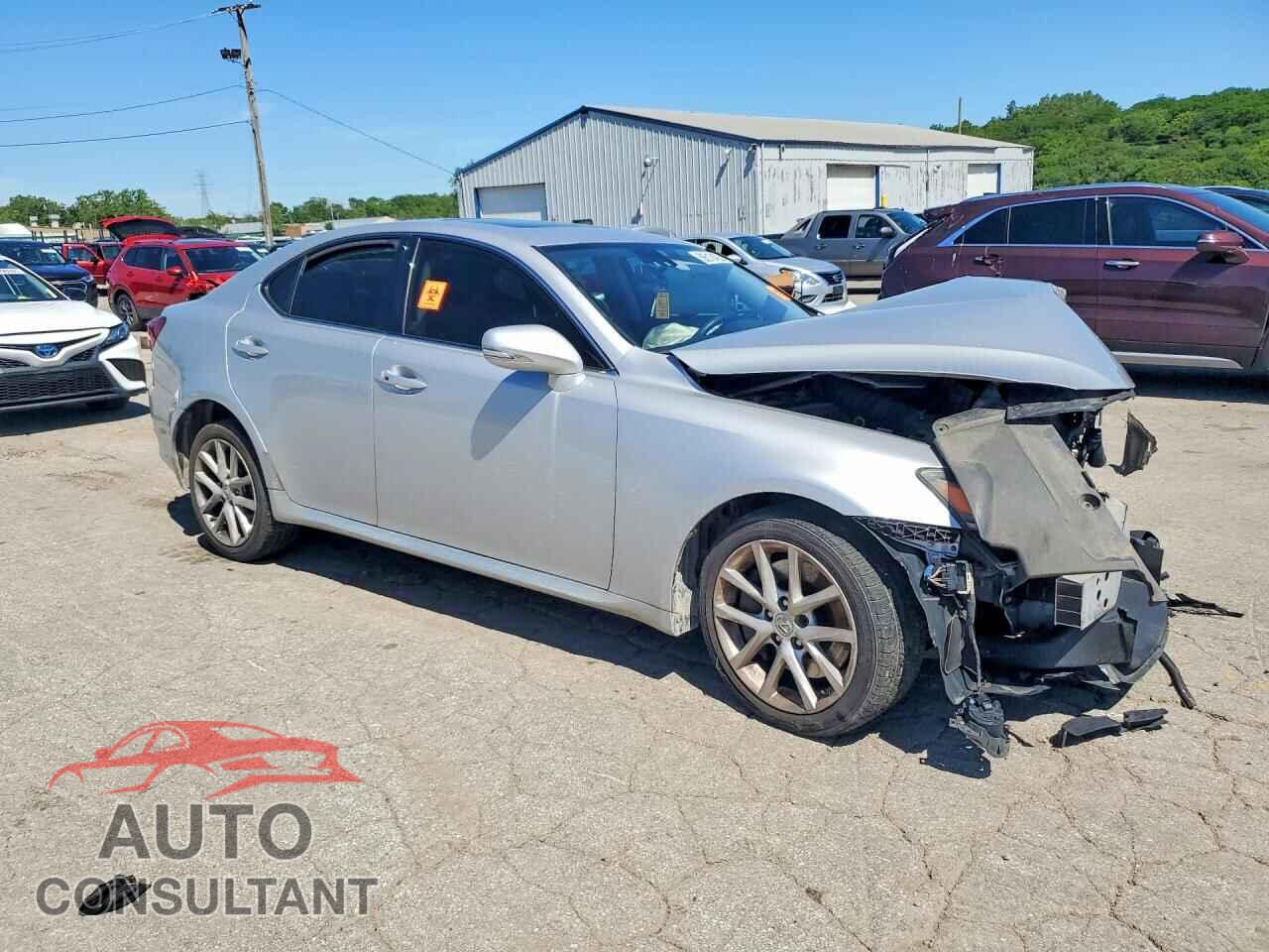 LEXUS IS 2011 - JTHCE5C21B5000697