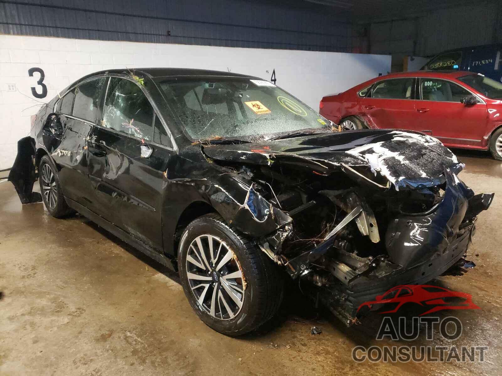 SUBARU LEGACY 2018 - 4S3BNAF61J3046092