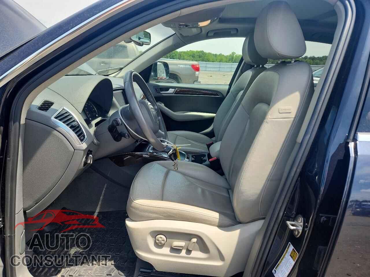 AUDI Q5 2012 - WA1DKAFP6CA032000