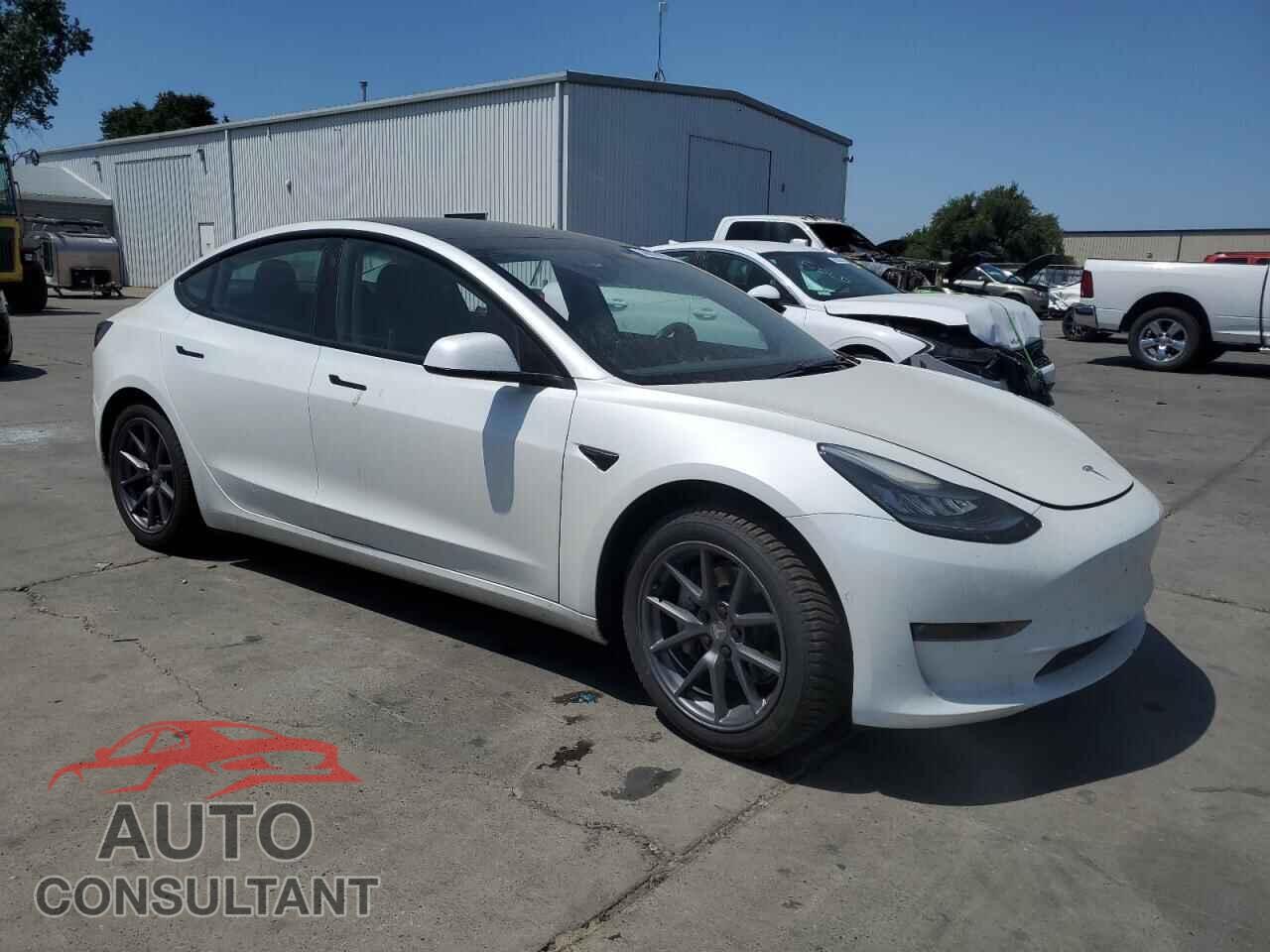 TESLA MODEL 3 2022 - 5YJ3E1EB3NF260030