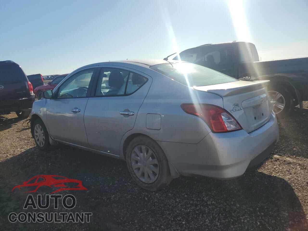 NISSAN VERSA 2017 - 3N1CN7AP9HL902425
