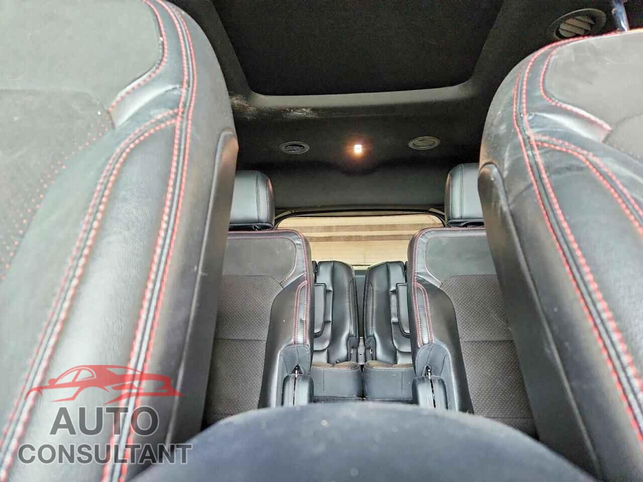 FORD EXPLORER 2018 - 1FM5K8D88JGB85823
