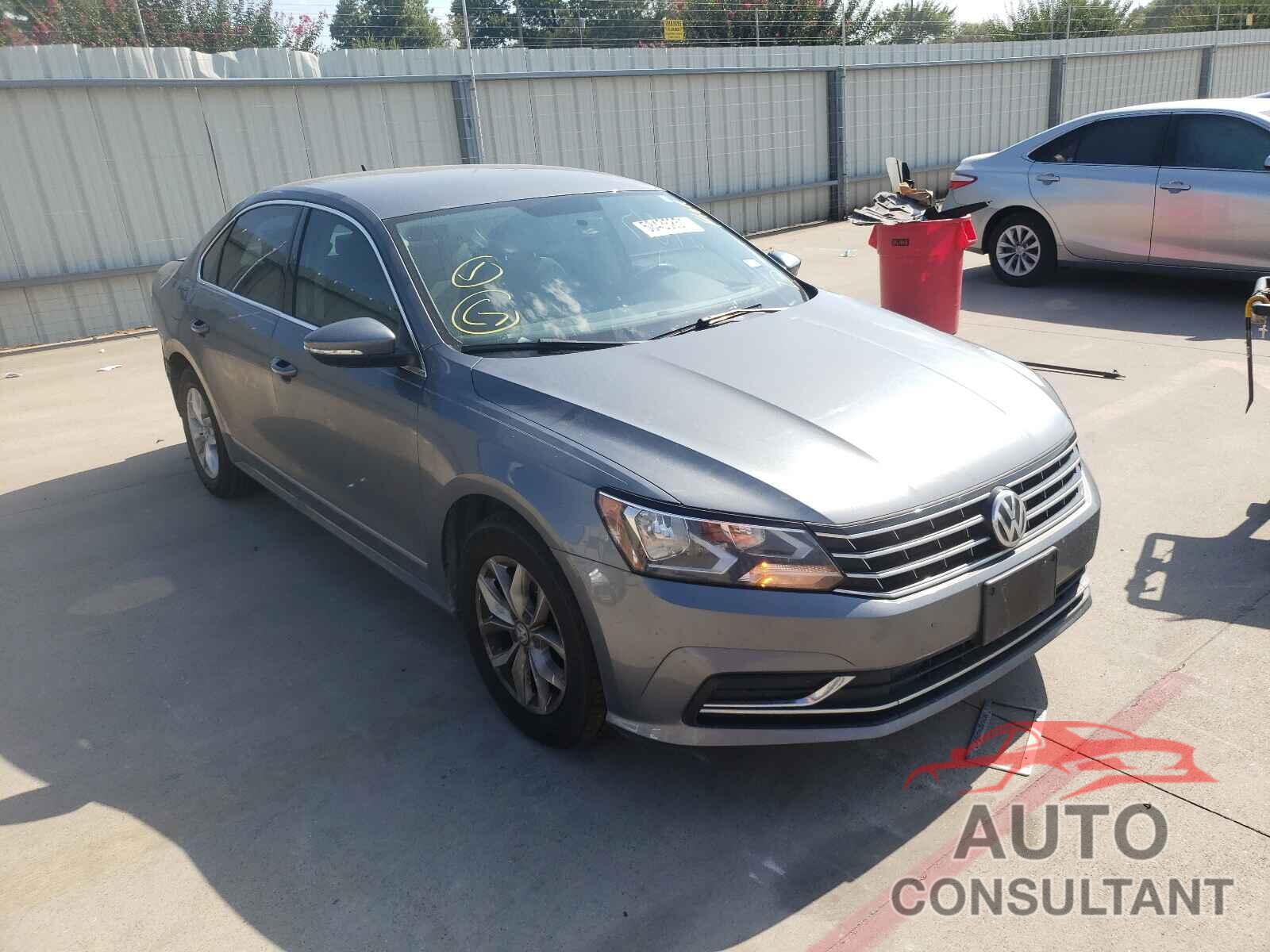 VOLKSWAGEN PASSAT 2017 - 1VWAT7A36HC084992
