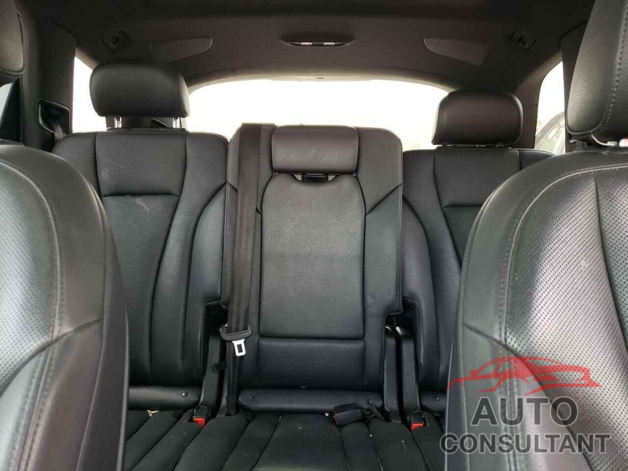 AUDI Q7 2017 - WA1LAAF71HD027016