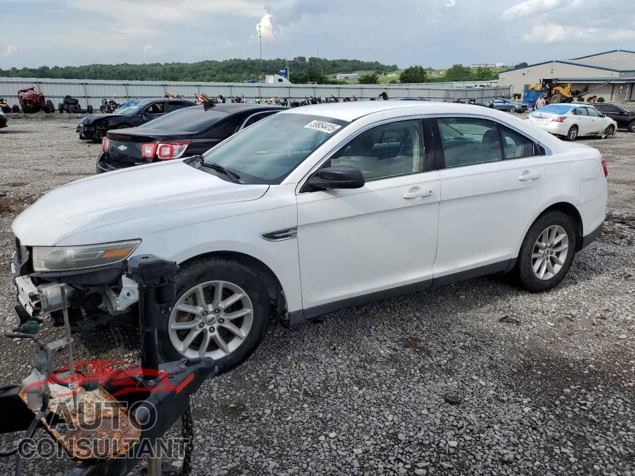 FORD TAURUS 2015 - 1FAHP2D83FG124232