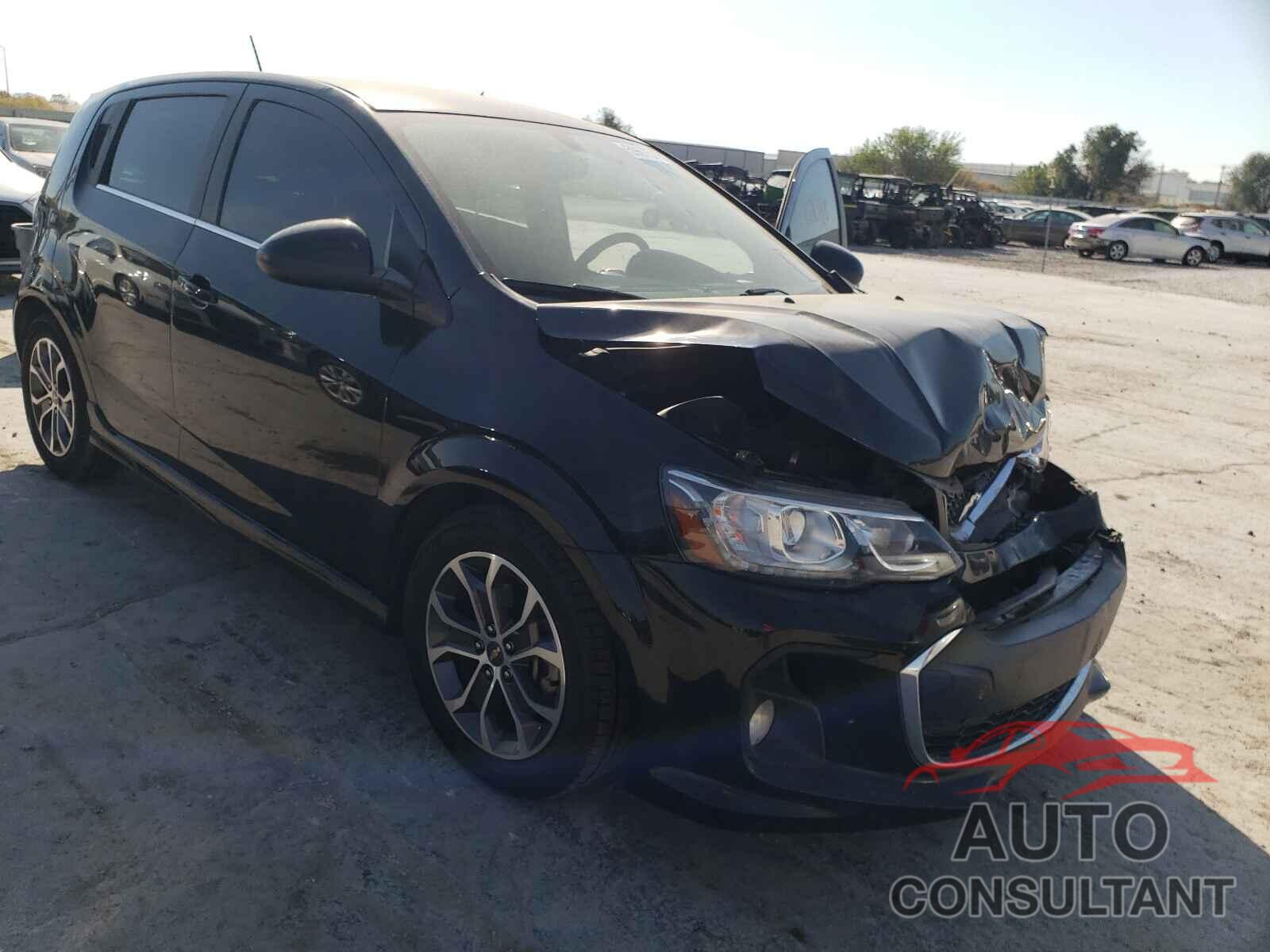 CHEVROLET SONIC 2017 - 1G1JD6SB6H4155398