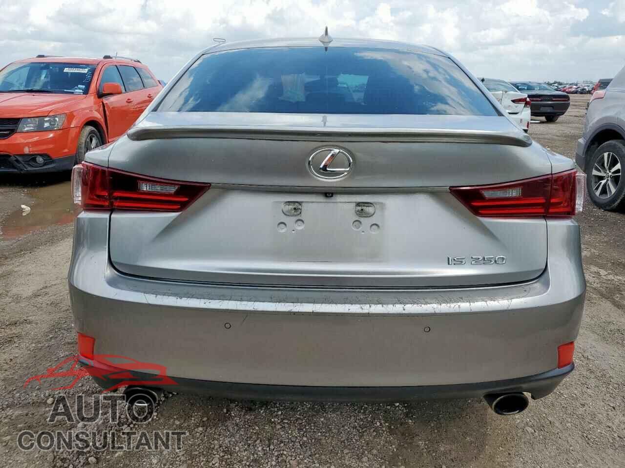 LEXUS IS 2014 - JTHBF1D23E5039943