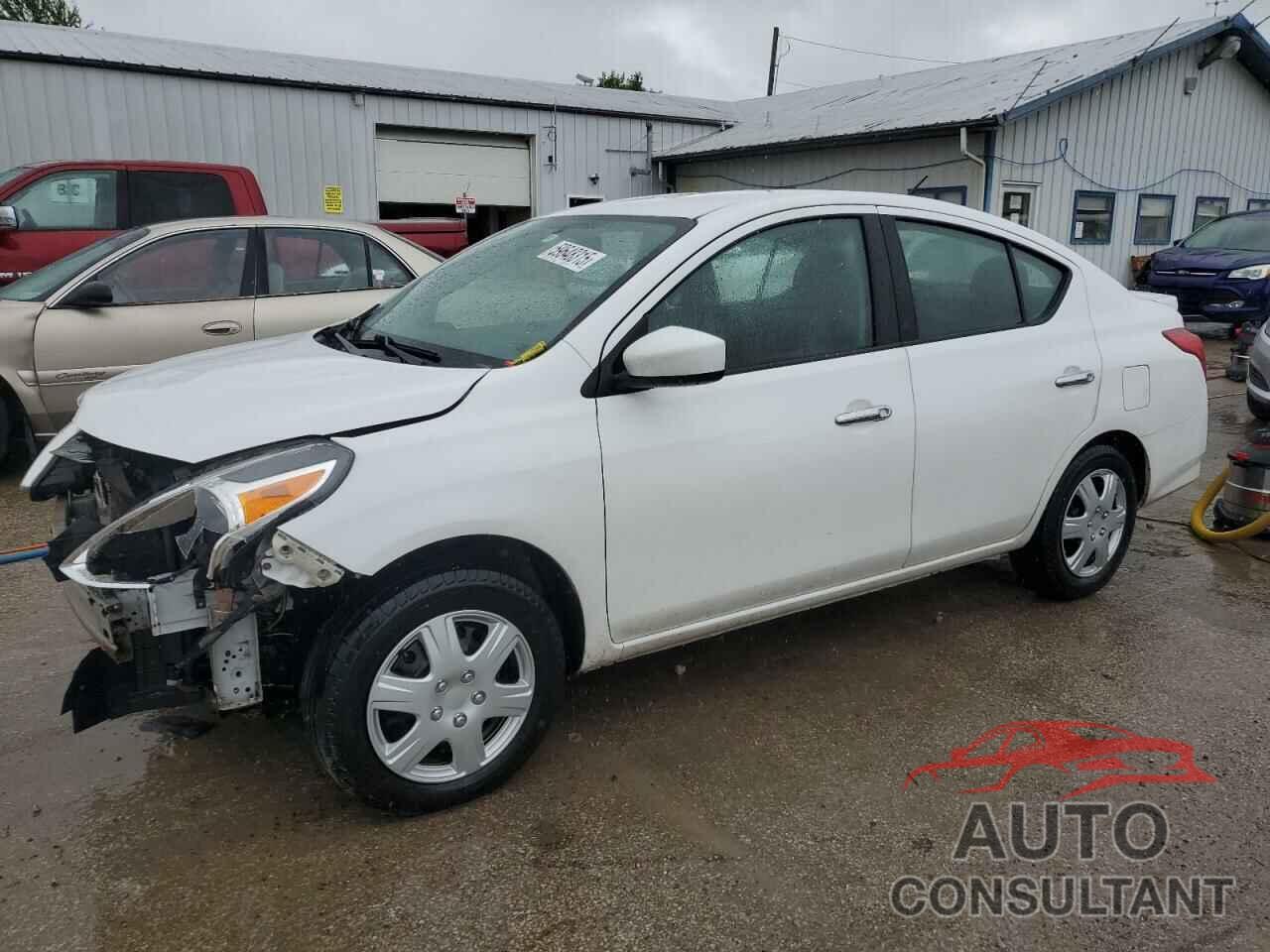 NISSAN VERSA 2017 - 3N1CN7AP7HL879128