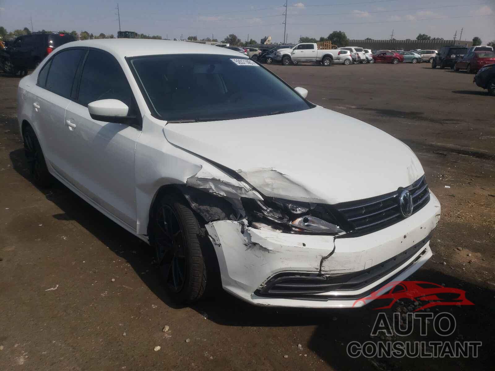 VOLKSWAGEN JETTA 2018 - 3VW2B7AJ1JM210900