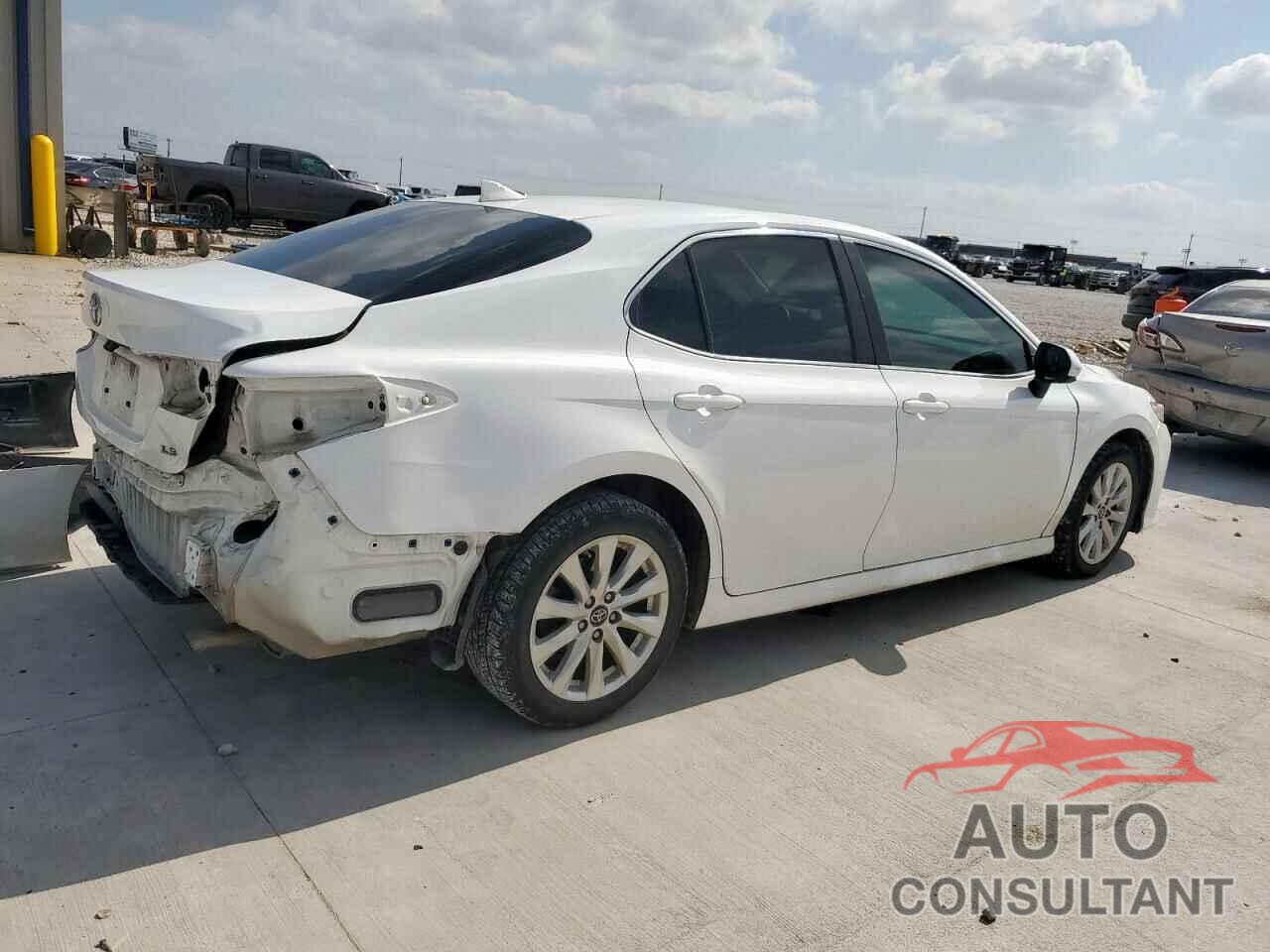 TOYOTA CAMRY 2019 - 4T1B11HK5KU801760