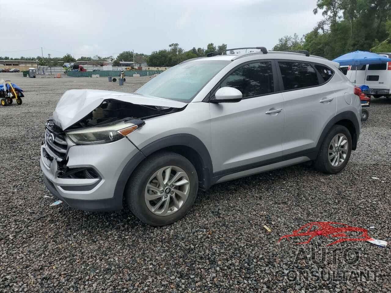 HYUNDAI TUCSON 2017 - KM8J3CA41HU300399