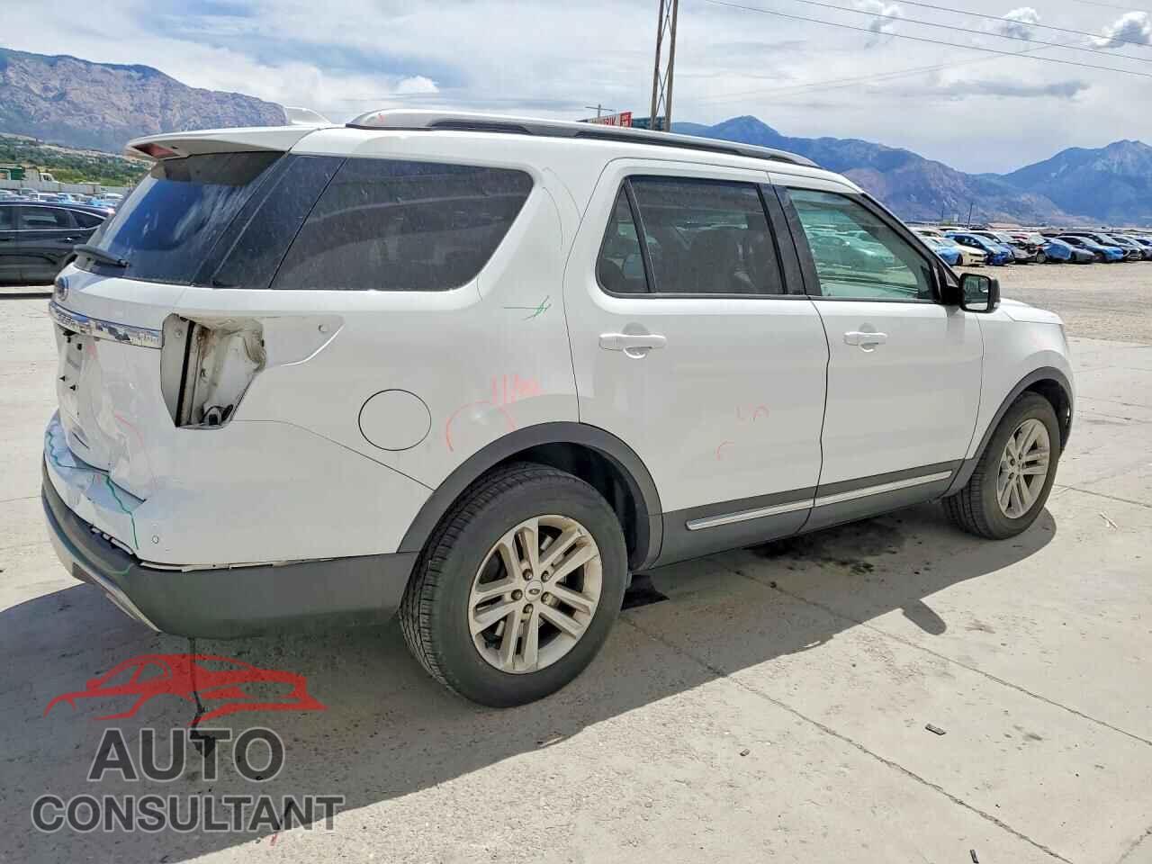 FORD EXPLORER 2017 - 1FM5K7D80HGA27772