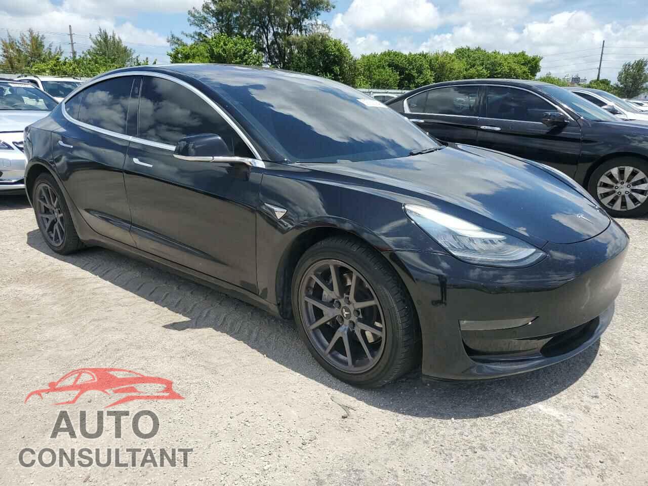 TESLA MODEL 3 2019 - 5YJ3E1EA8KF296301