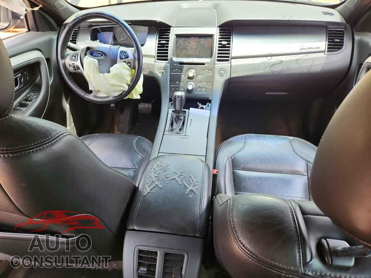 FORD TAURUS 2013 - 1FAHP2E82DG176544