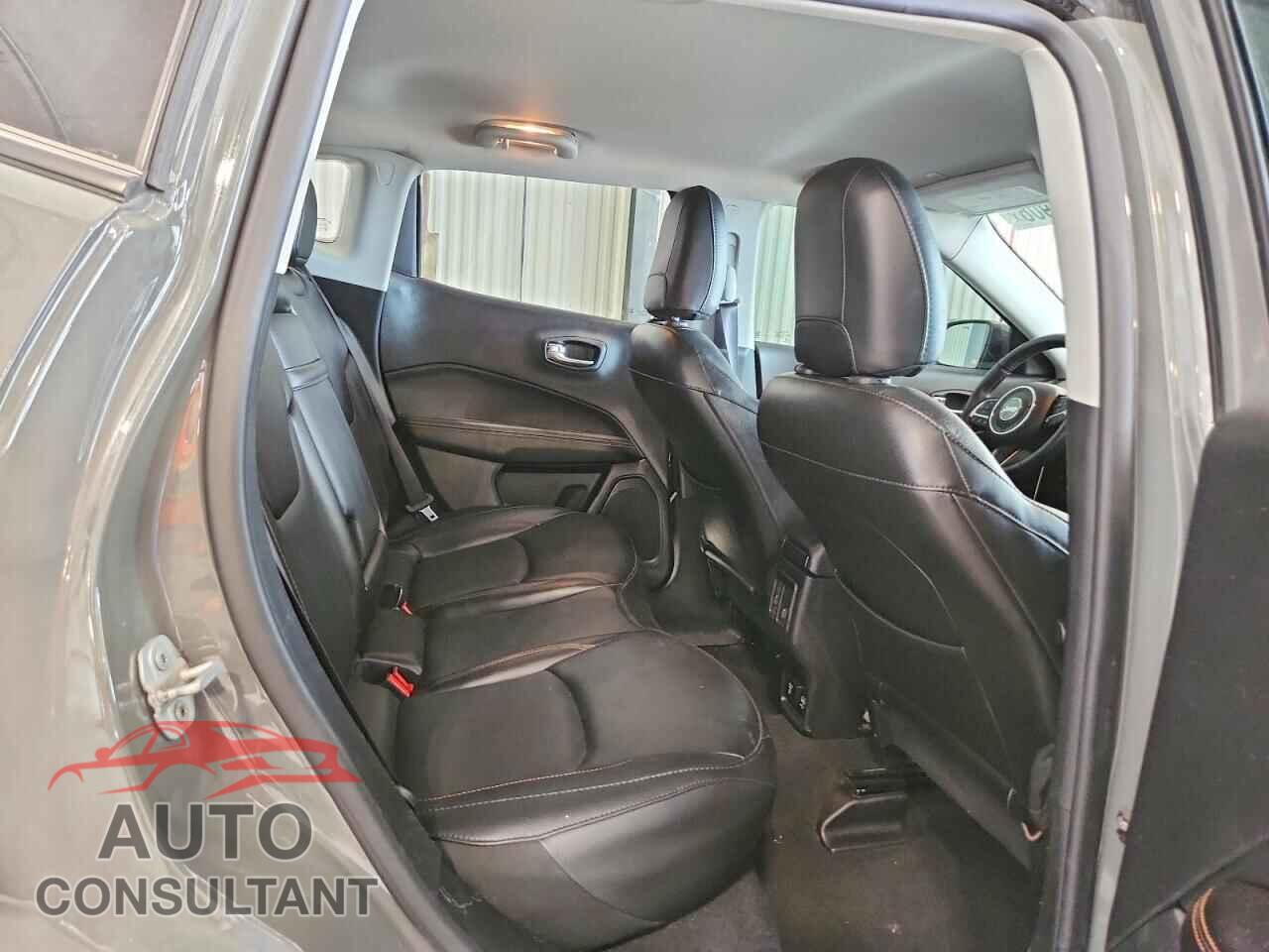 JEEP COMPASS 2019 - 3C4NJDCB2KT766518