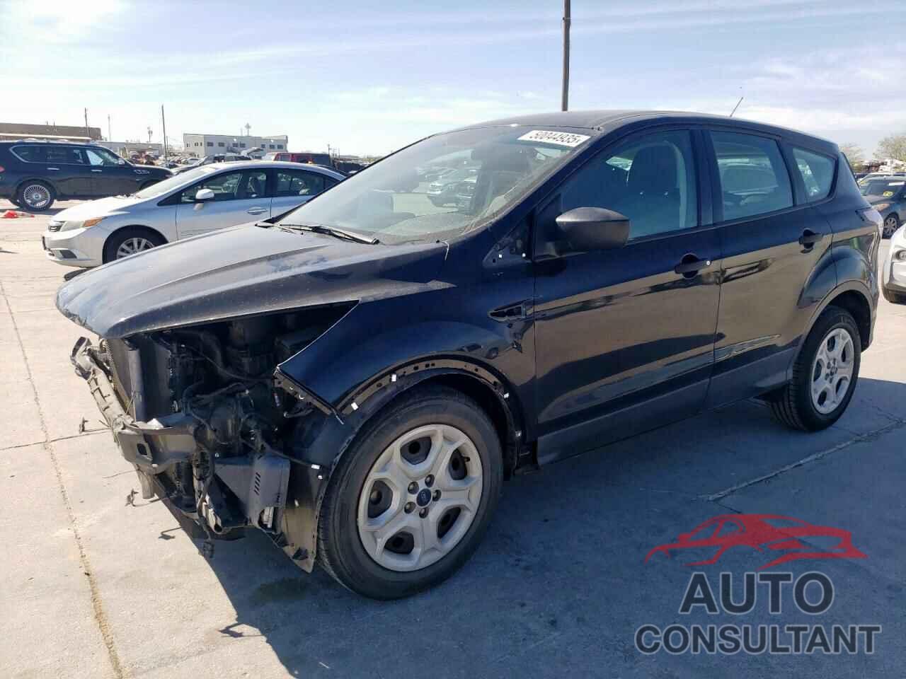 FORD ESCAPE 2017 - 1FMCU0F78HUC48731