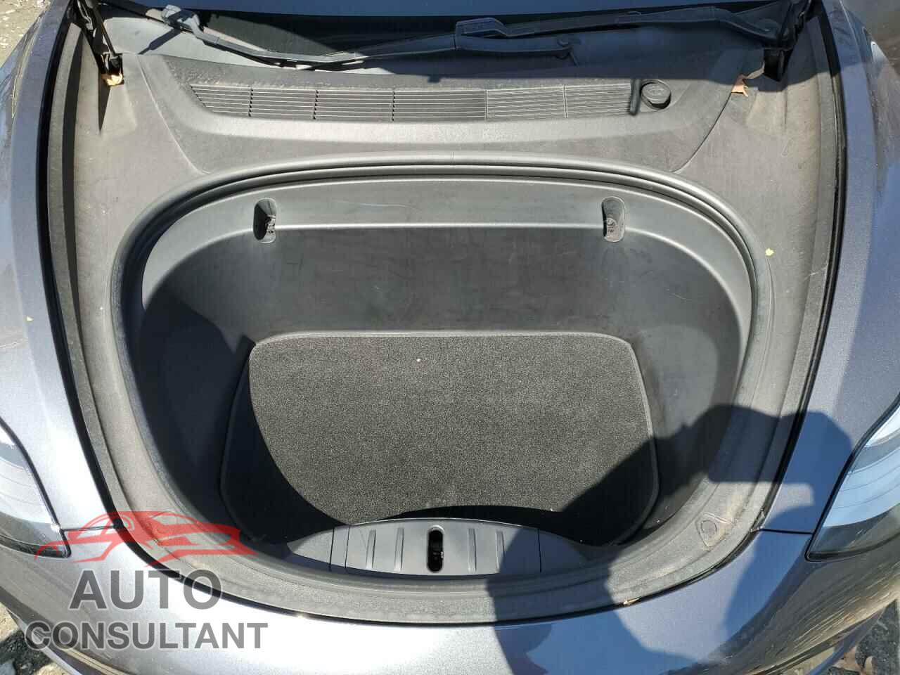 TESLA MODEL 3 2020 - 5YJ3E1EB6LF616676
