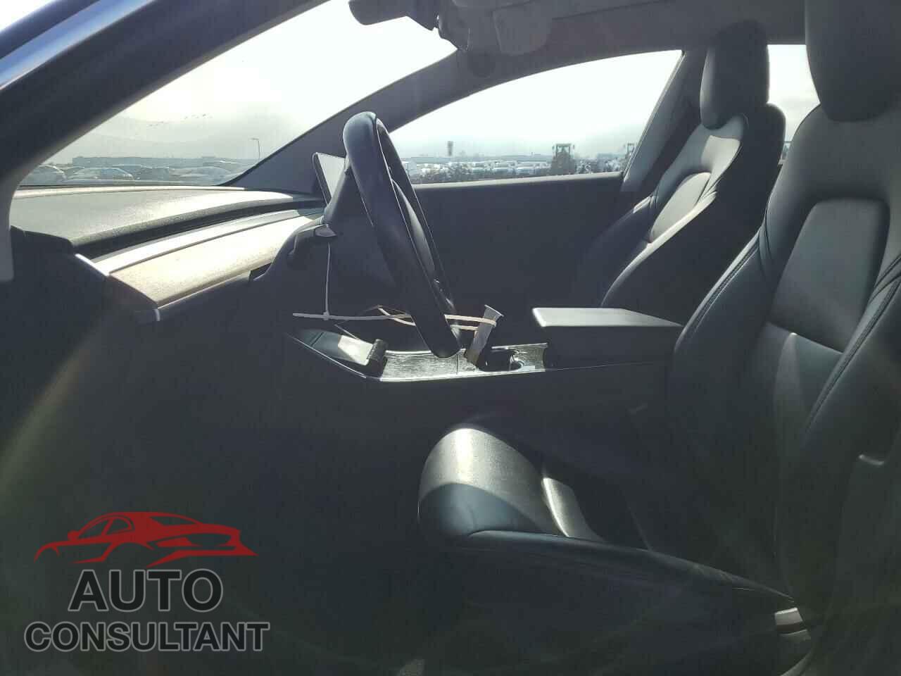 TESLA MODEL 3 2018 - 5YJ3E1EA9JF038657