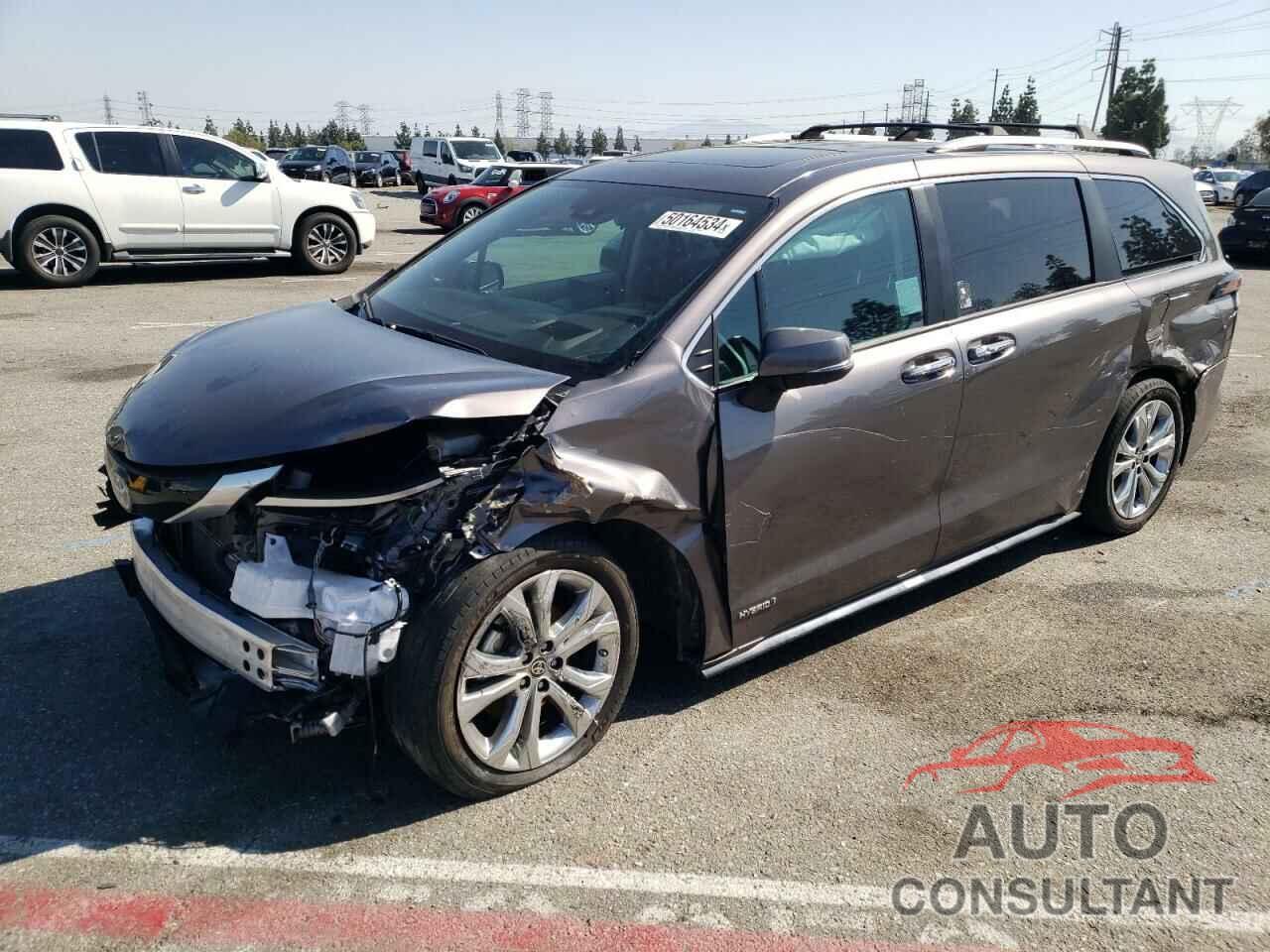 TOYOTA SIENNA 2021 - 5TDERKEC5MS024386