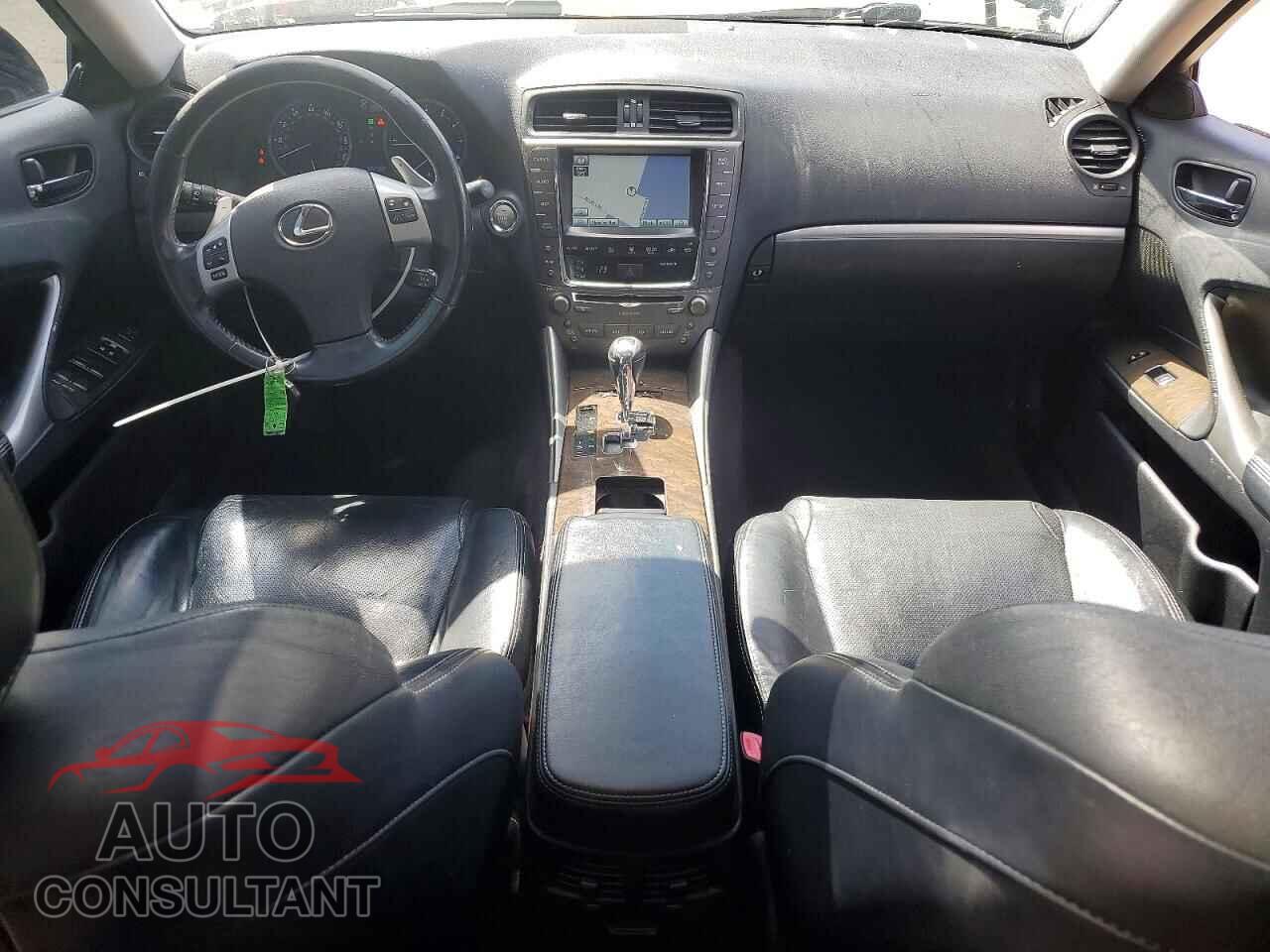 LEXUS IS 2012 - JTHCF5C25C5056883